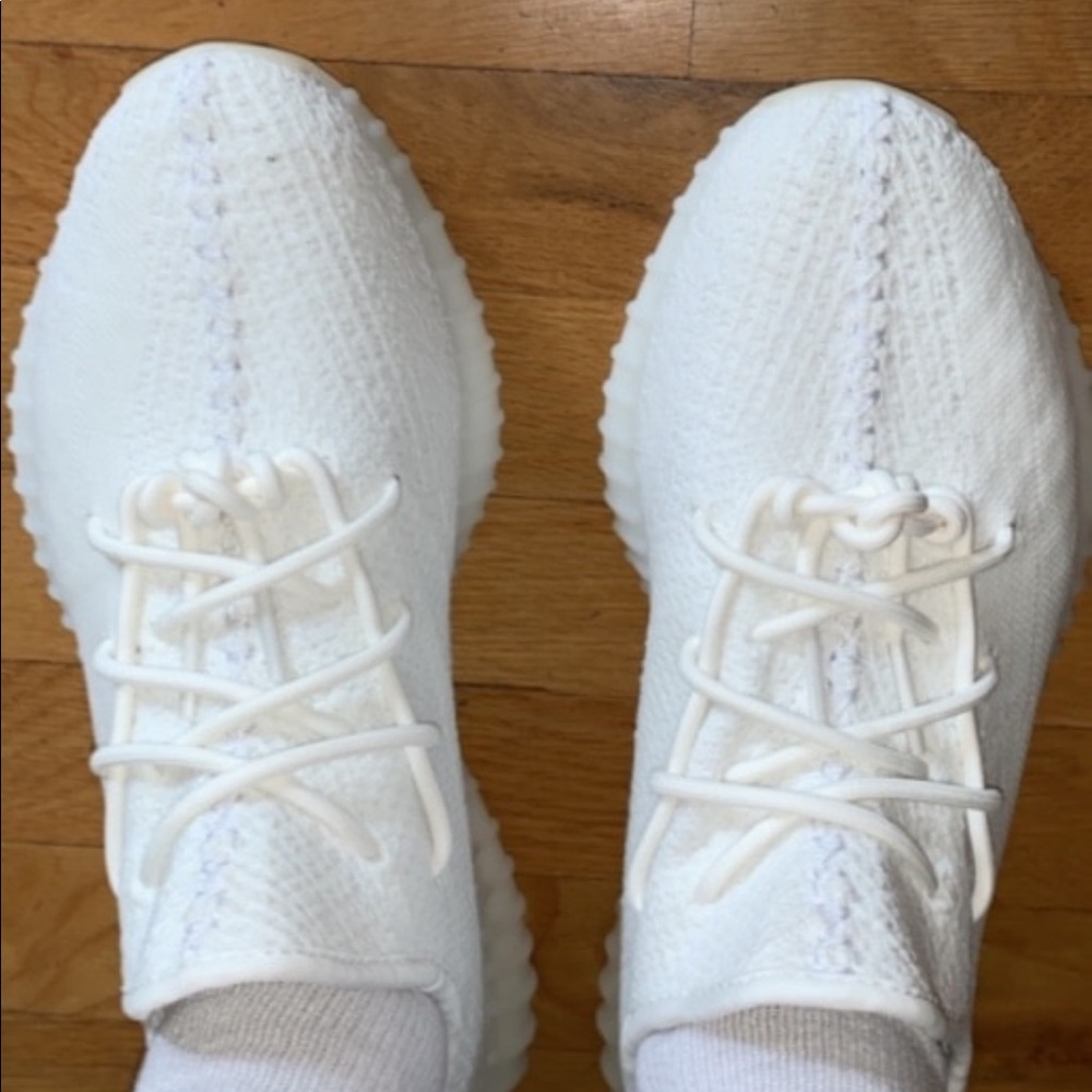 COPY - Yeezy 350 cream white. 100% real, comes with box.